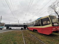 Трамвай столкнулся с автобусом, Фото: 9