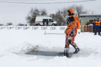 Человек повалился под лед: как спасти?, Фото: 18