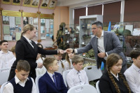 Алексей Эрк передал школьникам ответные письма от участников СВО, Фото: 19