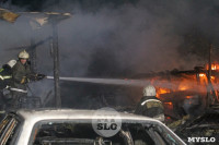 В Туле пожар уничтожил дом и три автомобиля, Фото: 6