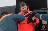 Тульские блогеры с водолазами МЧС «спасли» провалившегося под лёд человека, Фото: 16