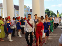 Николай Воробьев поздравил выпускников школ Суворовского района, Фото: 18