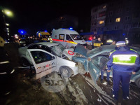 В лобовом ДТП с такси на ул. Кутузова пострадали четыре человека, Фото: 18