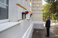 В Белевском районе открыли мемориальные доски и две «Парты Героя», Фото: 25