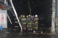 На ул. Оборонной в Туле сгорел магазин., Фото: 36