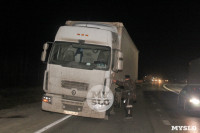 В Туле легковушка спровоцировала жесткое ДТП с грузовиками, Фото: 20