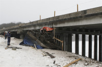 ДТП с участием «Газели» мосту через реку Воронку. 13 февраля 2014, Фото: 6