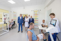 Дмитрий Миляев посетил госпиталь ветеранов войн и труда, где проходят реабилитацию участники СВО, Фото: 4