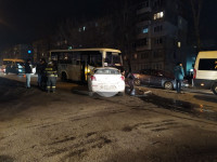 В Туле при столкновении автобуса и легковушки пострадал ребенок, Фото: 3