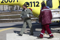В Тульский перинатальный центр из Новомосковска на вертолете доставлены близняшки, Фото: 22