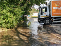 В Пролетарском районе Тулы затопило улицы и дворы: вода хлещет из колодцев, Фото: 11