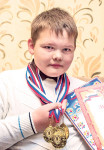 Андрей, 11 лет. Особый ребенок. Увлекается изготовлением поделок и мечтает научиться кататься на коньках. , Фото: 1