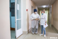 В Киреевске поликлинике помогают волонтеры, Фото: 13