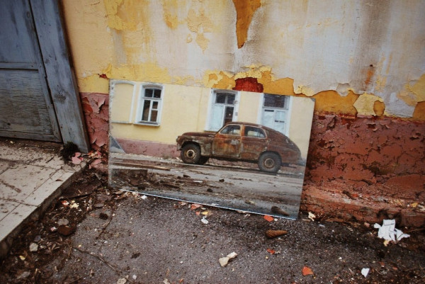 Двор Дома губернатора, территория военной части, до начала строительства.