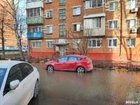 В Туле затопило двор многоквартирного дома, Фото: 5