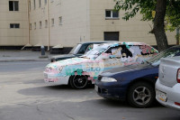 В Туле автомобиль полностью забомбили поздравительными стикерами, Фото: 6
