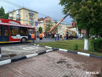  На проспекте Ленина троллейбус врезался в столб, Фото: 6