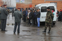 В ходе зачистки на Центральном рынке Тулы задержаны 350 человек, Фото: 30