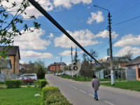 В Туле мусоровоз сорвал со столба провода, Фото: 3