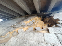 Под Рязанским путепроводом в Туле вымыло тонну песка из откоса, Фото: 3
