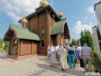 В Князь-Владимирском храме на территории Туламашзавода прошли Божественная литургия и крестный ход, Фото: 51