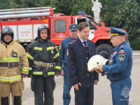 Одоевские пожарные встретились с актером Виктором Добронравовым и побывали на съемочной площадке, Фото: 9