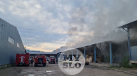 Крупный пожар в Туле: горит строительный склад-магазин, Фото: 3
