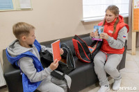 Дети из Иркутской области получили спортивную форму и школьные наборы от Алексея Дюмина, Фото: 2