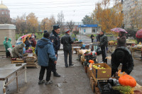 Стихийный рынок на ул. Пузакова, Фото: 1