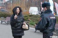 Полиция поздравила тулячек с 8 Марта, Фото: 46