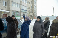 В Щекино жители десять лет борются за горячую воду, отопление и ремонт дома, Фото: 2
