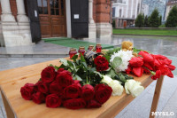 Трагедия в Казани: Туляки несут цветы в память о погибших, Фото: 5