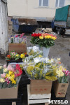 Продажа цветов возле помойки, Фото: 6