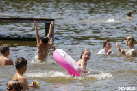 Туляки спасаются от жары в пруду Центрального парка, Фото: 47