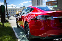 Владелец первого электромобиля Tesla рассказал, почему теперь не хочет ездить на других машинах, Фото: 23