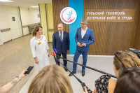 Дмитрий Миляев посетил госпиталь ветеранов войн и труда, где проходят реабилитацию участники СВО, Фото: 5
