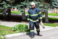 Пожарные эвакуировали людей из здания УМВД России по Тульской области, Фото: 41