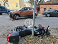 Мотоциклист врезался в иномарку, Фото: 2