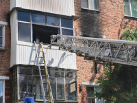 В Заречье пожарные спасли мужчину из горящей квартиры, Фото: 8