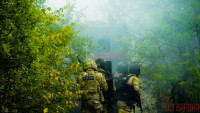 Спецназ тульской Росгвардии тренировался уничтожать преступников в лесу, Фото: 3
