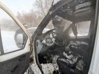 В Туле водитель бетономешалки и военные потушили горящую на трассе ГАЗель, Фото: 1