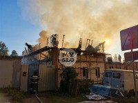 На ул. Баженова в Туле крупный пожар уничтожил жилой дом, Фото: 10