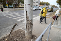 В Туле возле ТЦ «Демидовский» обнаружен опасный столб, Фото: 2