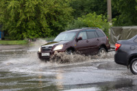 В Туле после дождя затопило улицу Ложевую, Фото: 12
