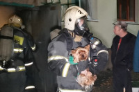 Серьезный пожар на ул. Кутузова в Туле: спасены более 30 человек, Фото: 40