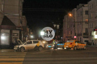 В центре Тулы два таксиста не поделили дорогу: пострадала пассажирка, Фото: 12