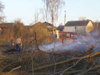 Возгорание сухой травы на ул.Комбайновая, Фото: 11