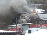 В Туле на ул. Фурманова загорелся частный дом, Фото: 2