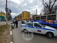 В Туле на ул. Н.Руднева скутерист врезался в легковушку, Фото: 9