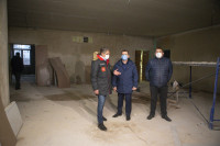 Дмитрий Миляев проверил, как идет ремонт вечерней школы на ул. Зорге, Фото: 16
